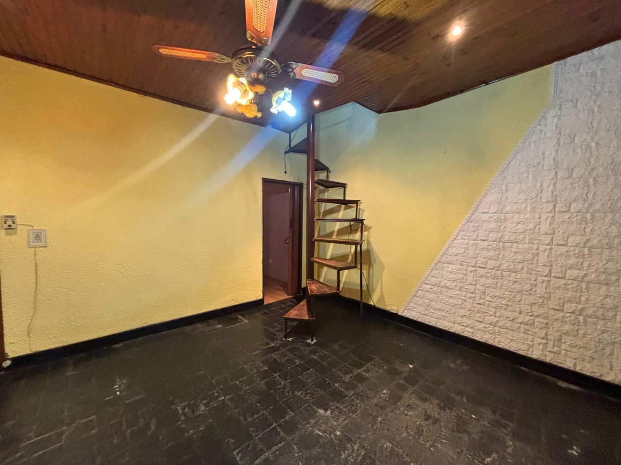 PH al fondo de 3 ambientes en venta - Villa Lynch