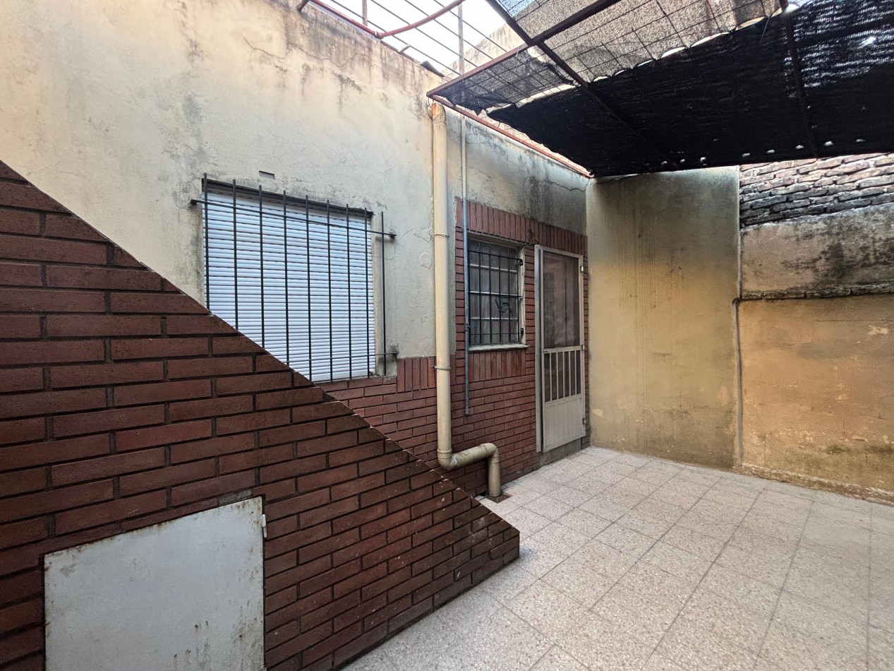 PH al fondo de 3 ambientes en venta - Villa Lynch