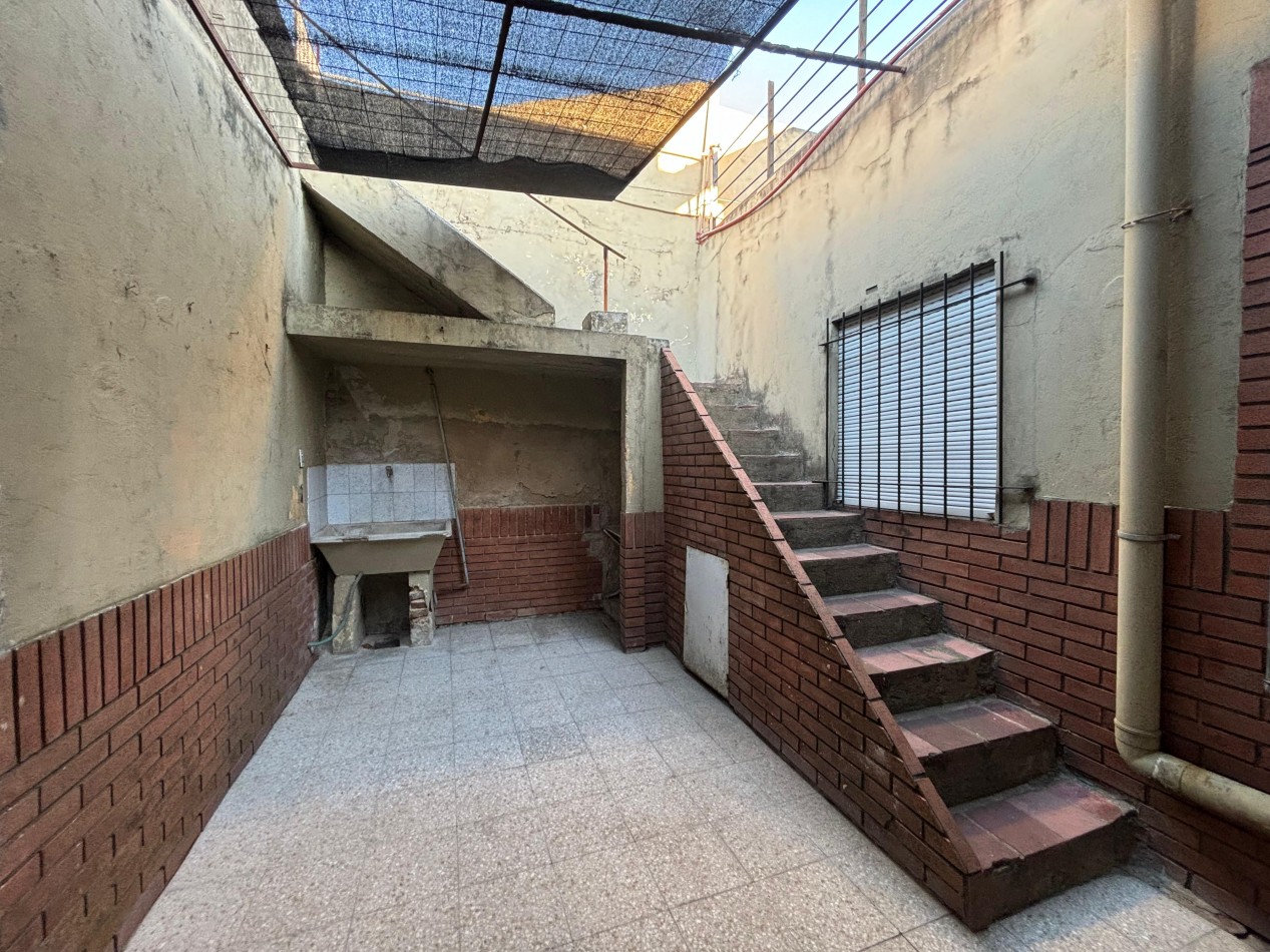 PH al fondo de 3 ambientes en venta - Villa Lynch