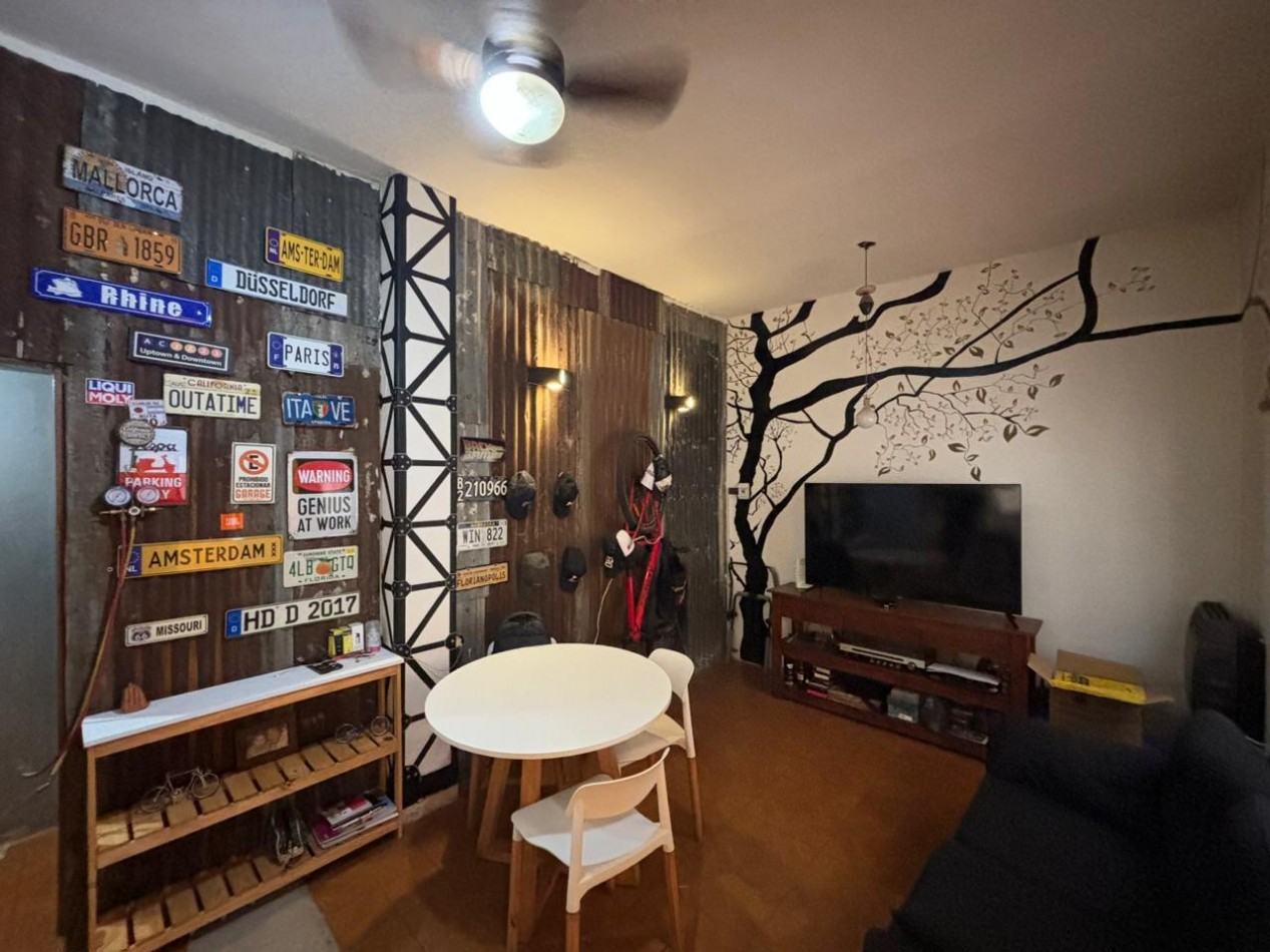 Excelente PH de 3 ambientes en venta - Villa Lynch