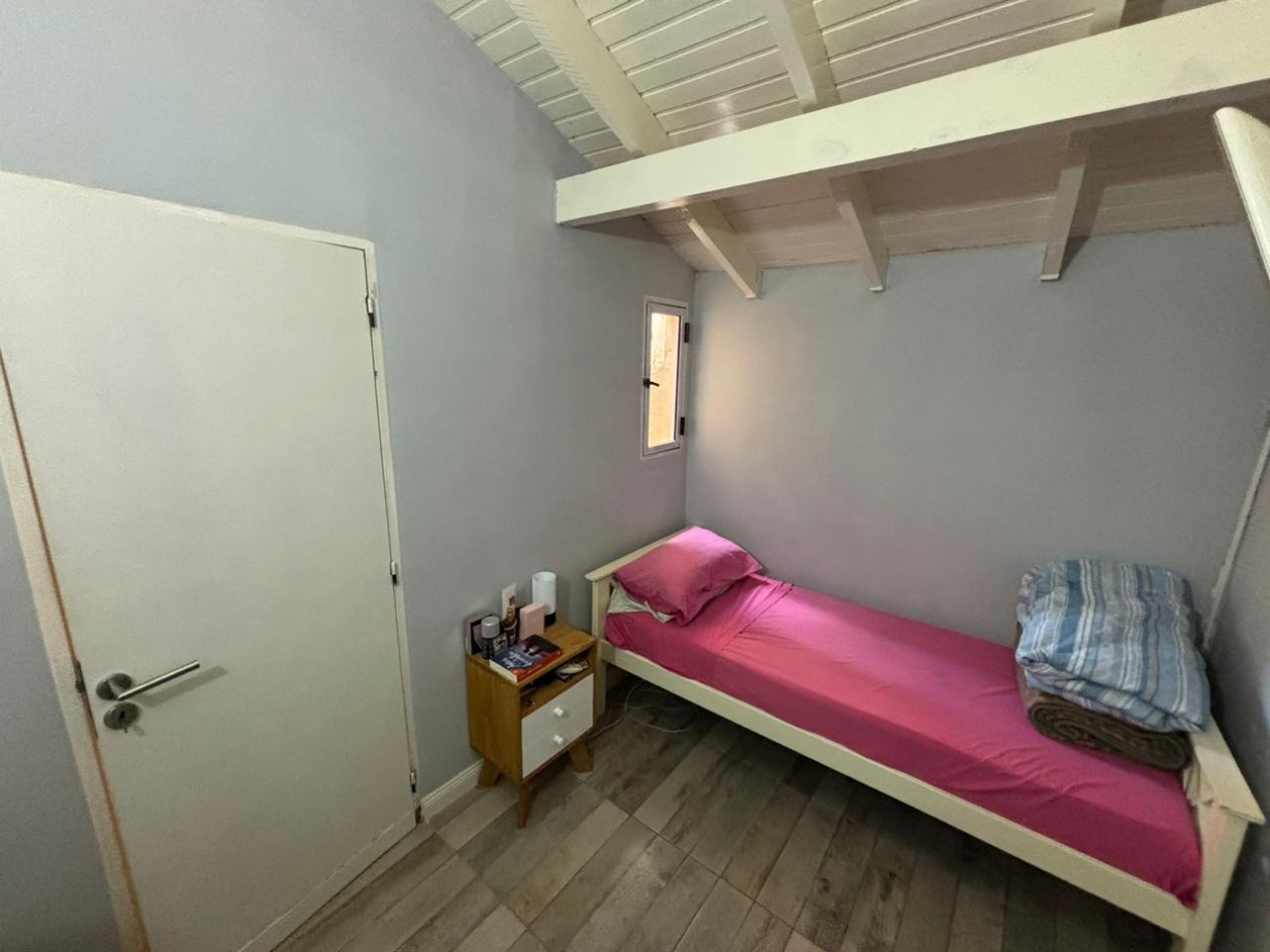 Excelente PH de 3 ambientes en venta - Villa Lynch