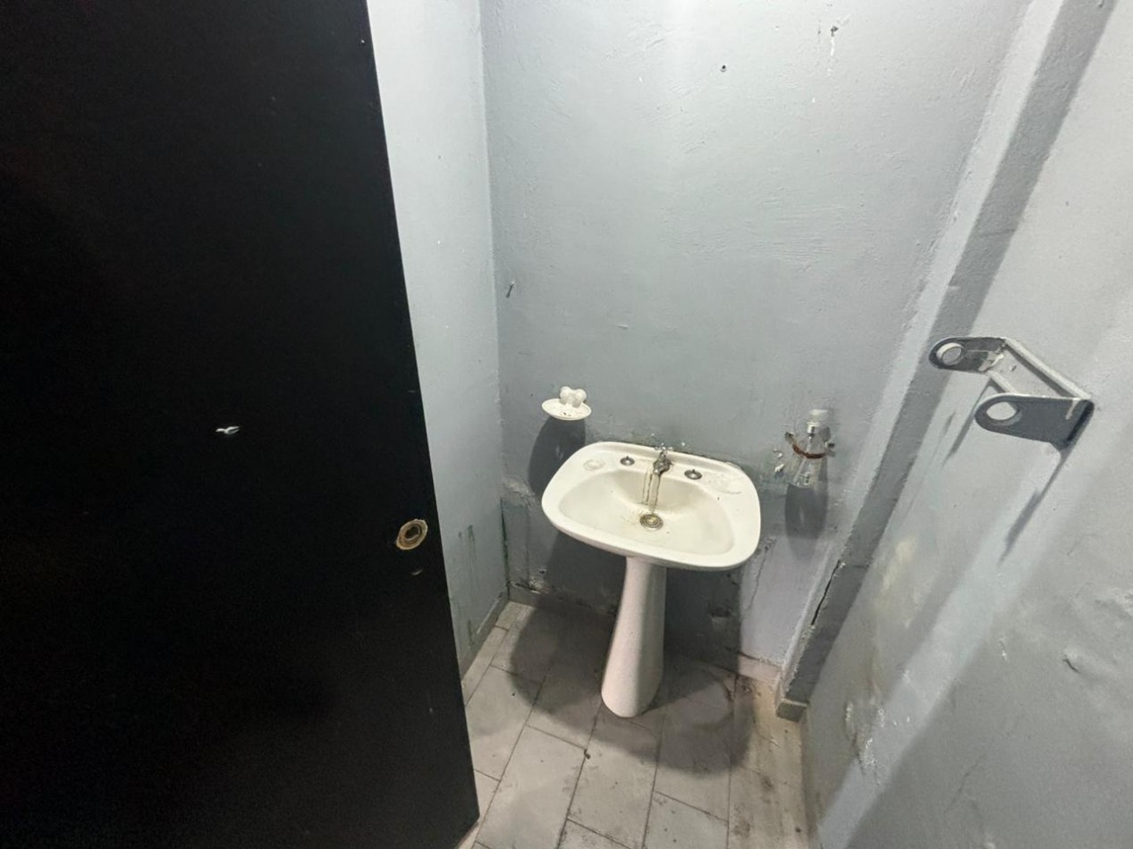 Exclusivo local en zona comercial en alquiler - San Martin