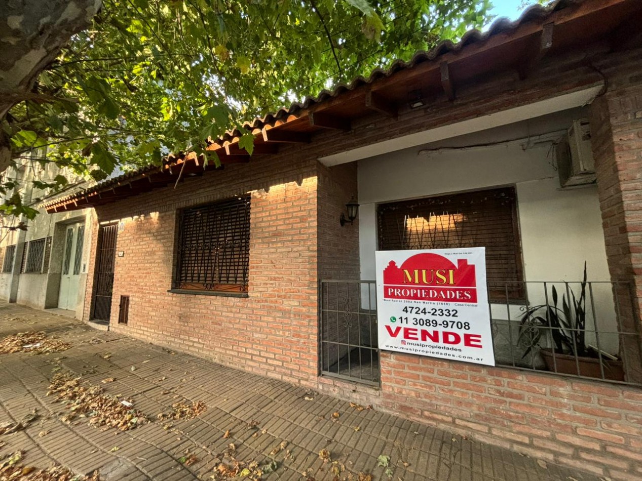 Excelente casa de 4 ambientes en venta - San Martin