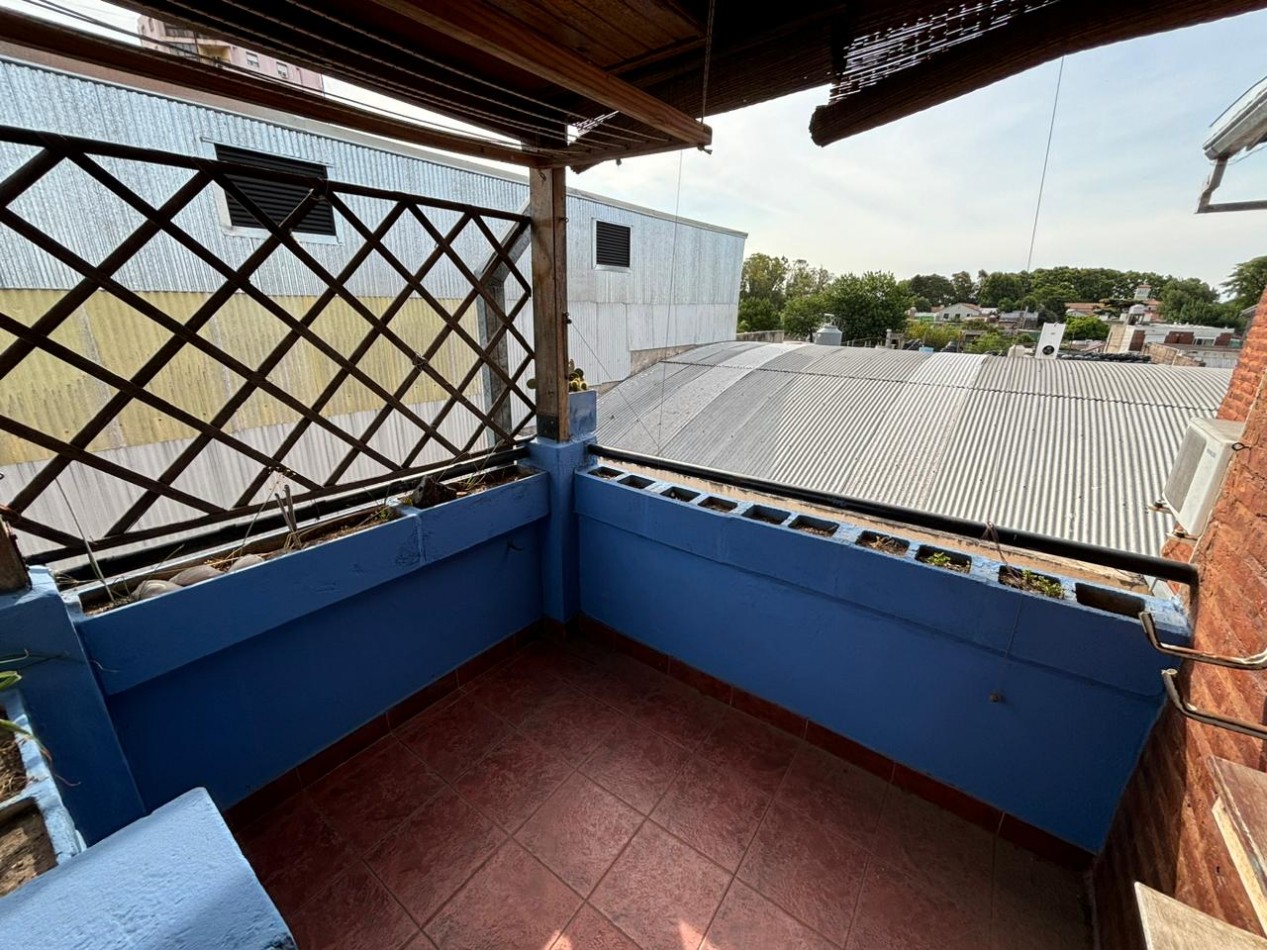 Departamento de 3 ambientes en venta - Villa Lynch