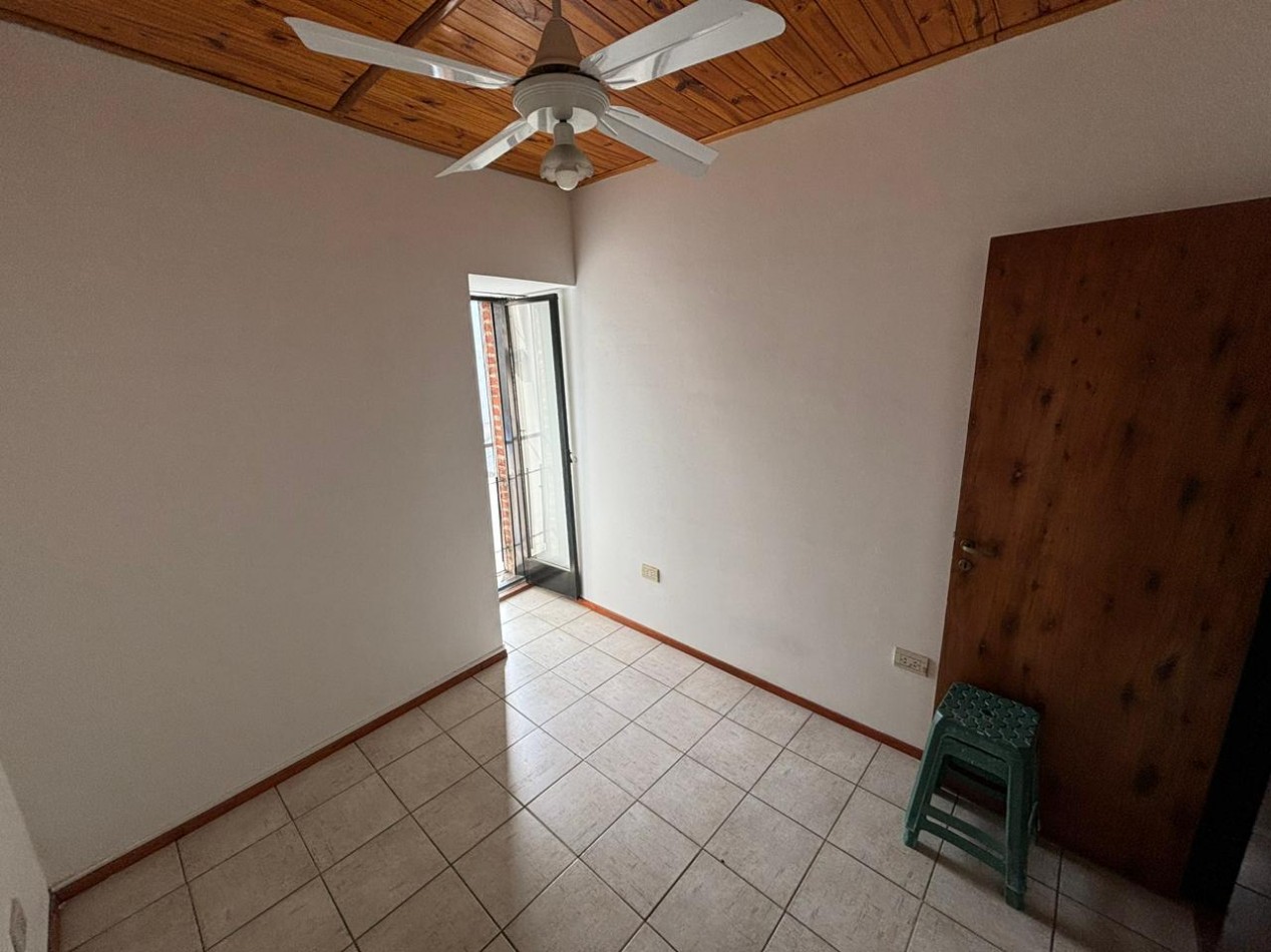 Departamento de 3 ambientes en venta - Villa Lynch