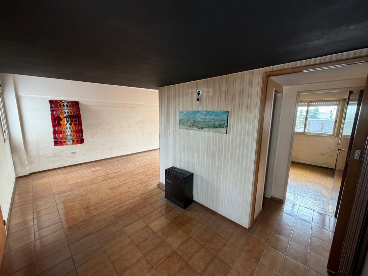 OPORTUNIDAD Excelente departamento semipiso de 3 ambientes - Centro San Martin