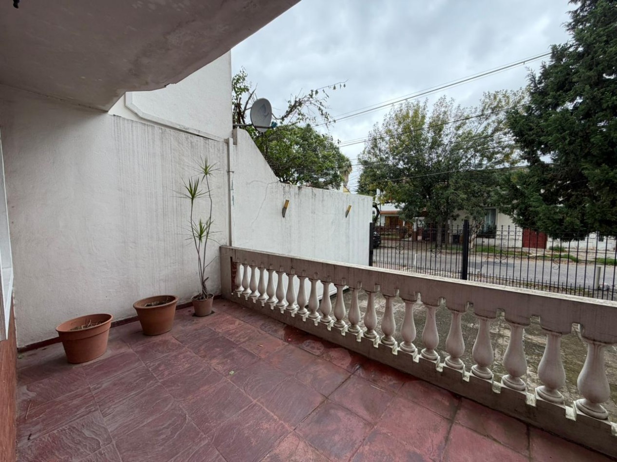 Excelente 2 ambientes con patio en alquiler - San Andres