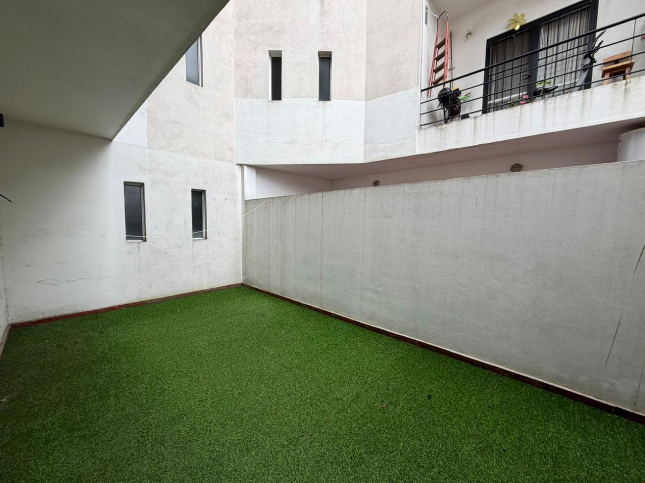 Excelente 2 ambientes con patio en alquiler - San Andres