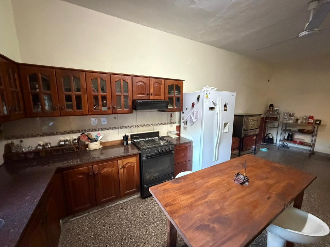 Hermosa casa de 4 ambientes en venta - San Martin