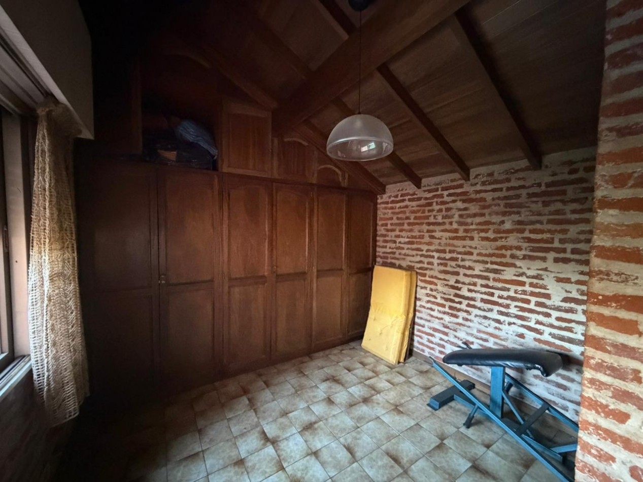 Hermosa casa de 7 ambientes en venta - Boulougne