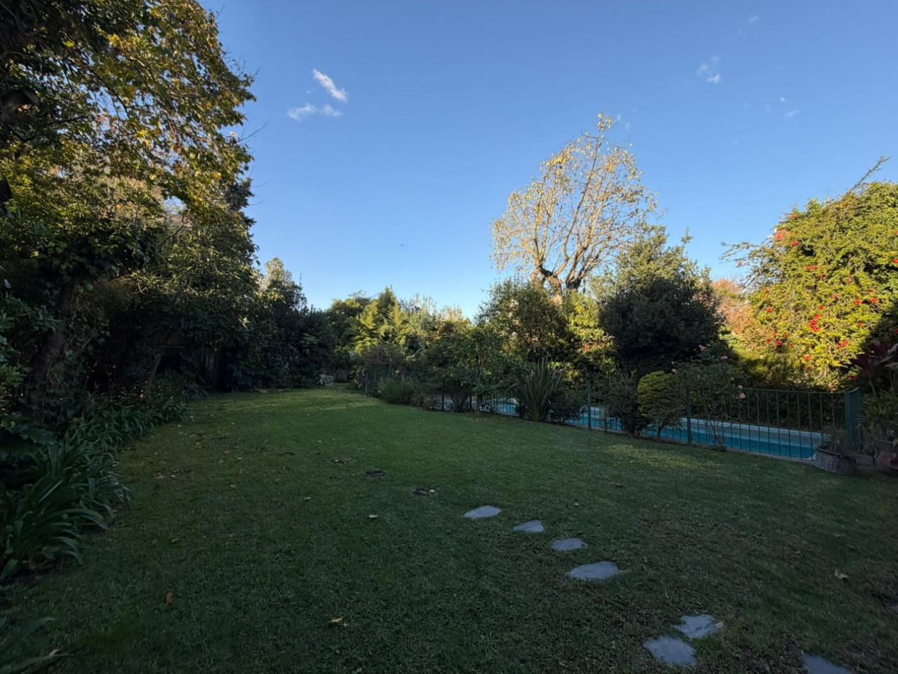 Hermosa casa de 7 ambientes en venta - Boulougne