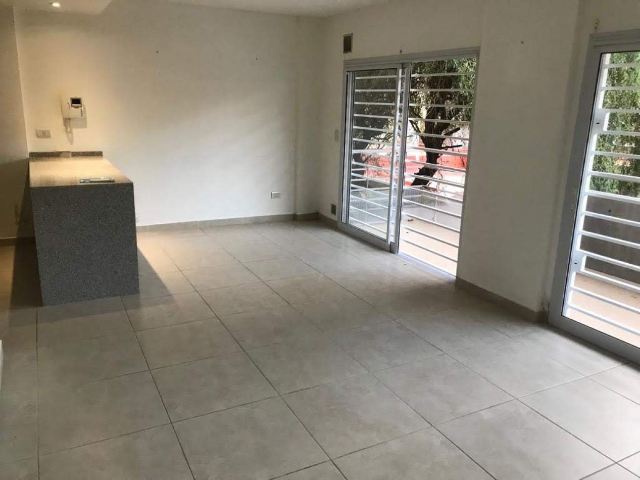 2 Amb. - Centro San Martin