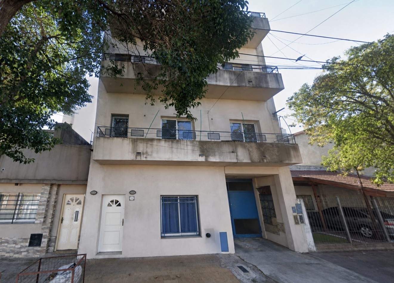 Departamento monoambiente en planta baja con espacio guardacoche - San Martin
