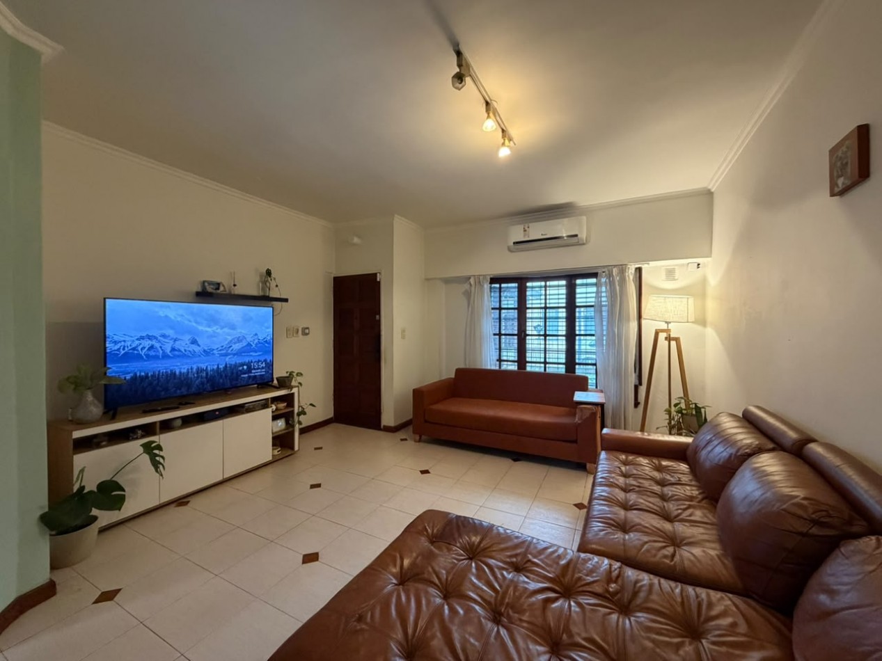 Excelente Casa De 5 Ambientes - Villa Ballester