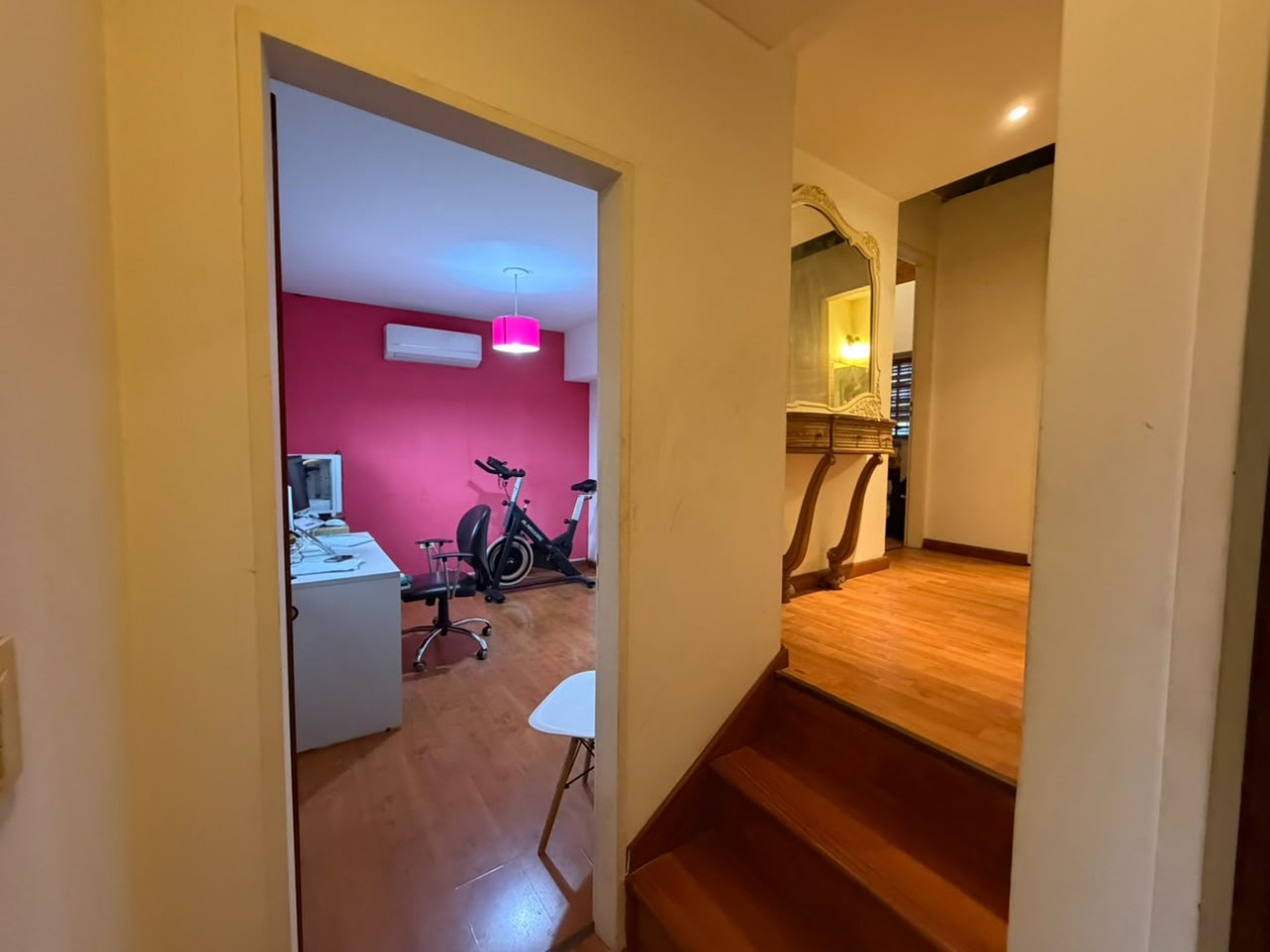 Excelente Casa De 5 Ambientes - Villa Ballester