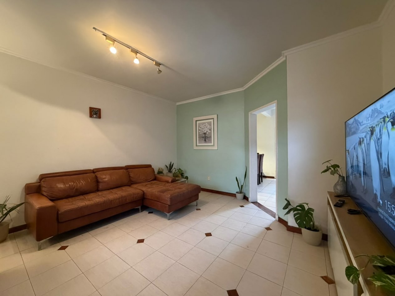 Excelente Casa De 5 Ambientes - Villa Ballester