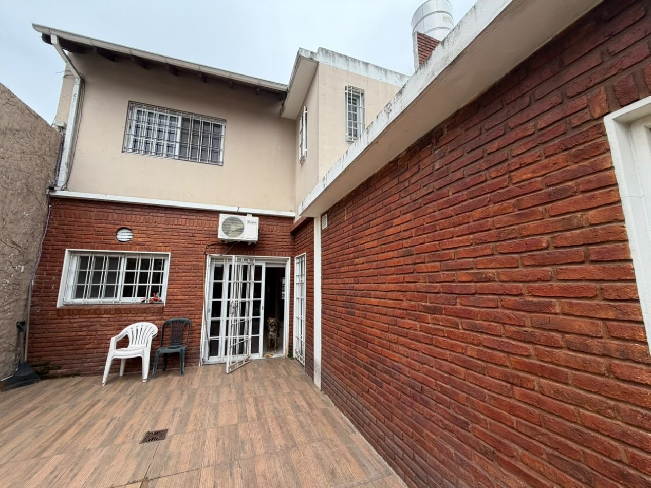 Excelente Casa De 5 Ambientes - Villa Ballester