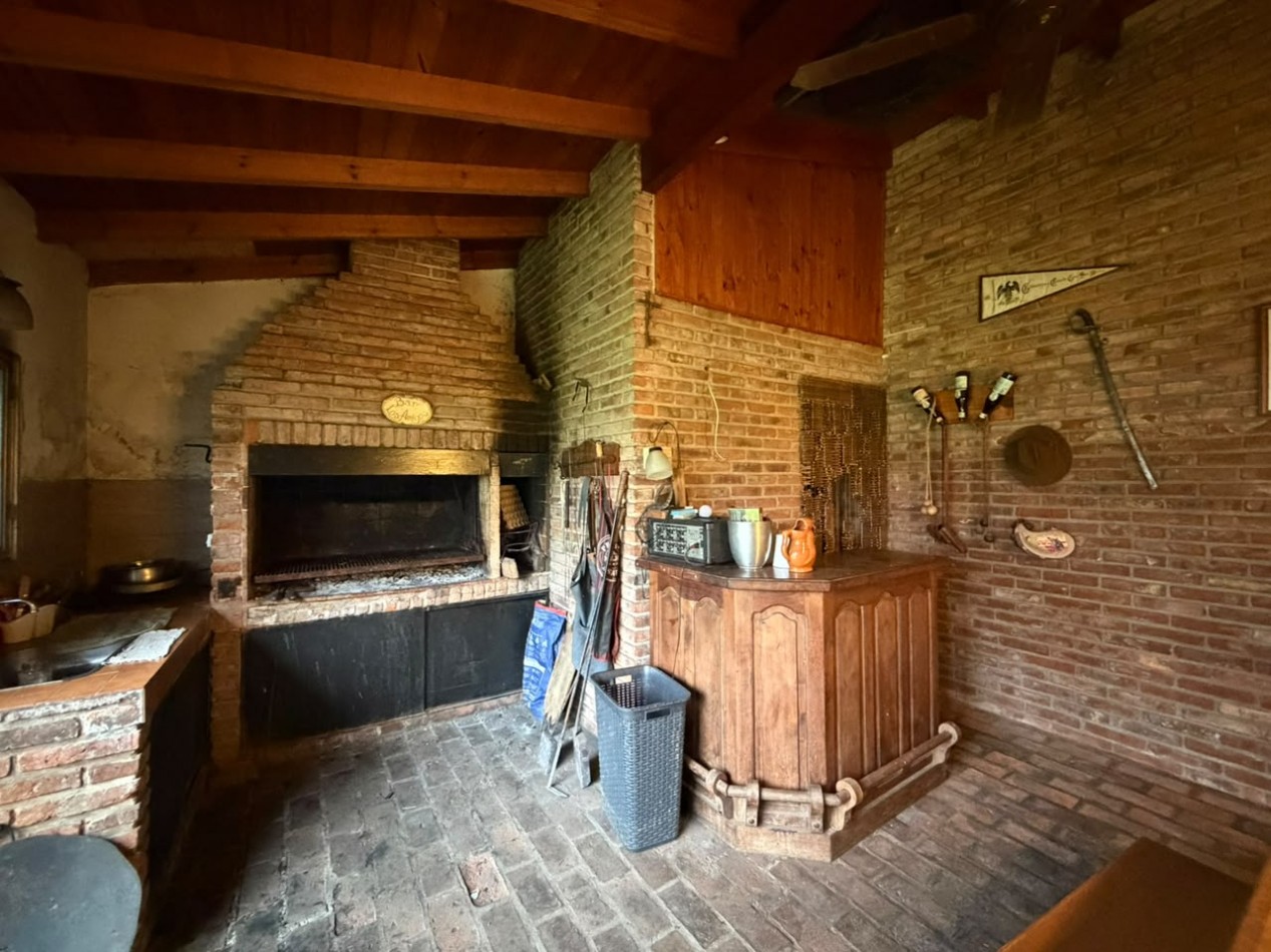 Excelente Casa De 5 Ambientes - Villa Ballester