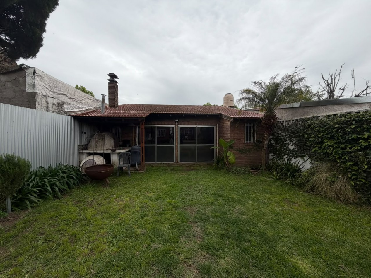 Excelente Casa De 5 Ambientes - Villa Ballester