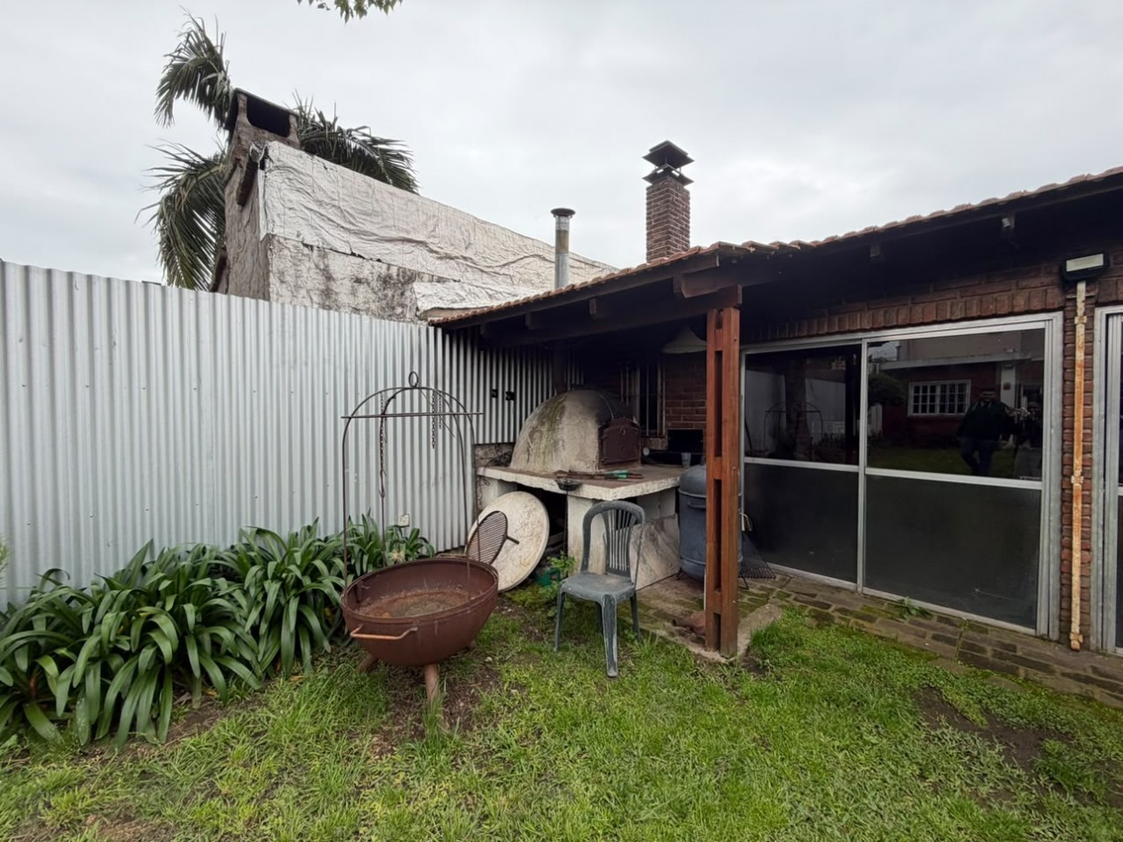 Excelente Casa De 5 Ambientes - Villa Ballester