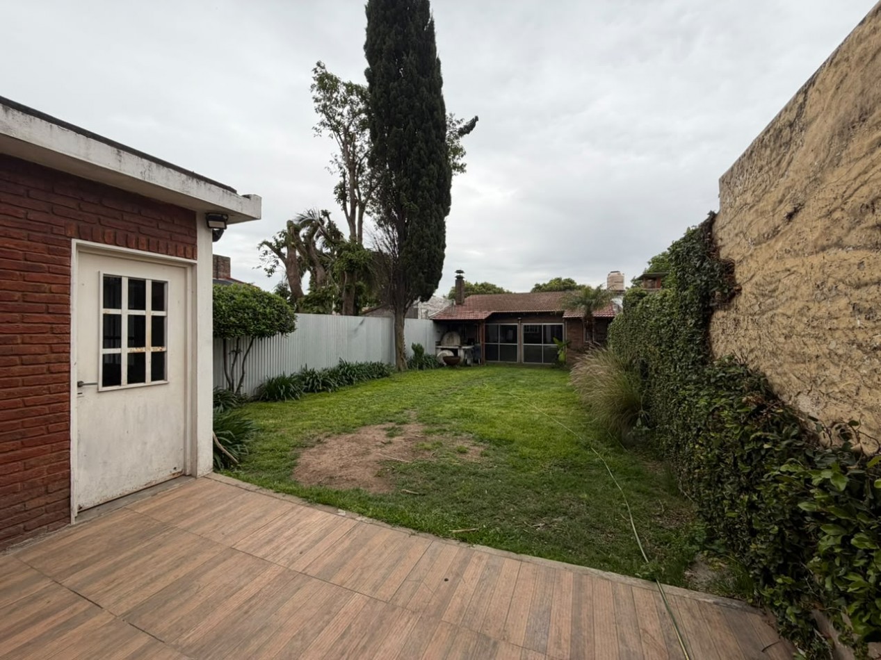Excelente Casa De 5 Ambientes - Villa Ballester