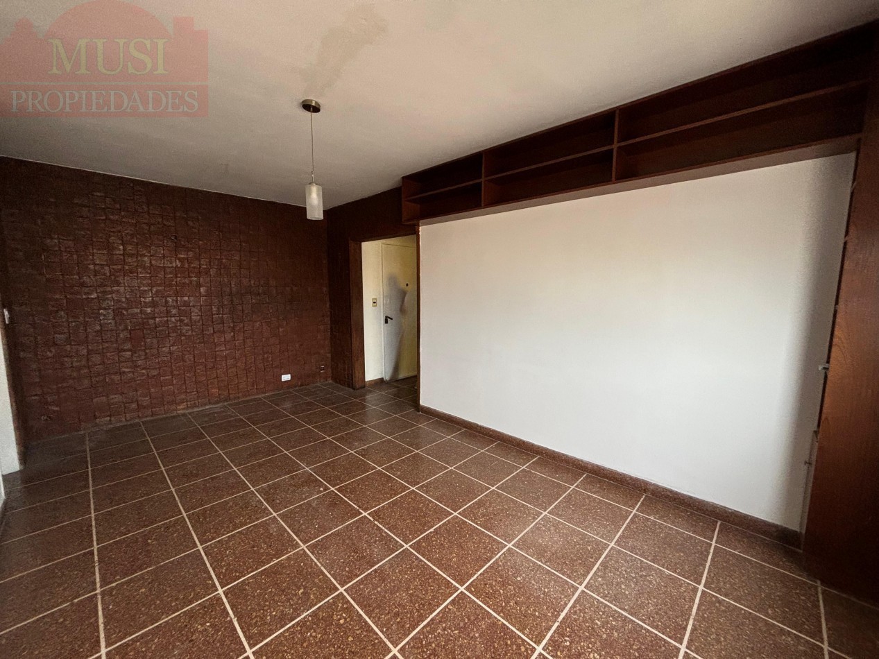 OPORTUNIDAD Departamento de 3 ambientes en venta - San Martin centro