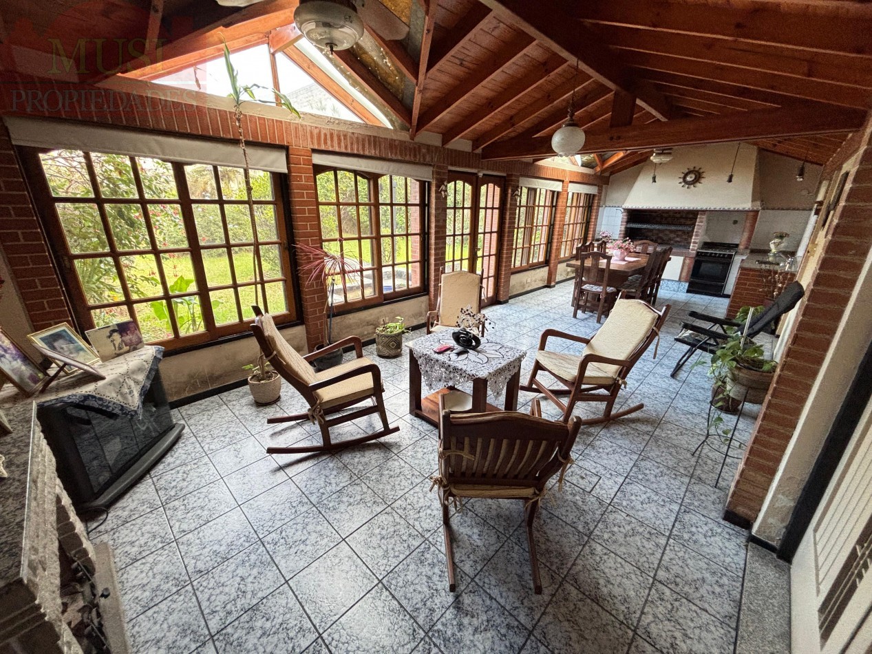 Casa 5 ambientes - Villa Ballester