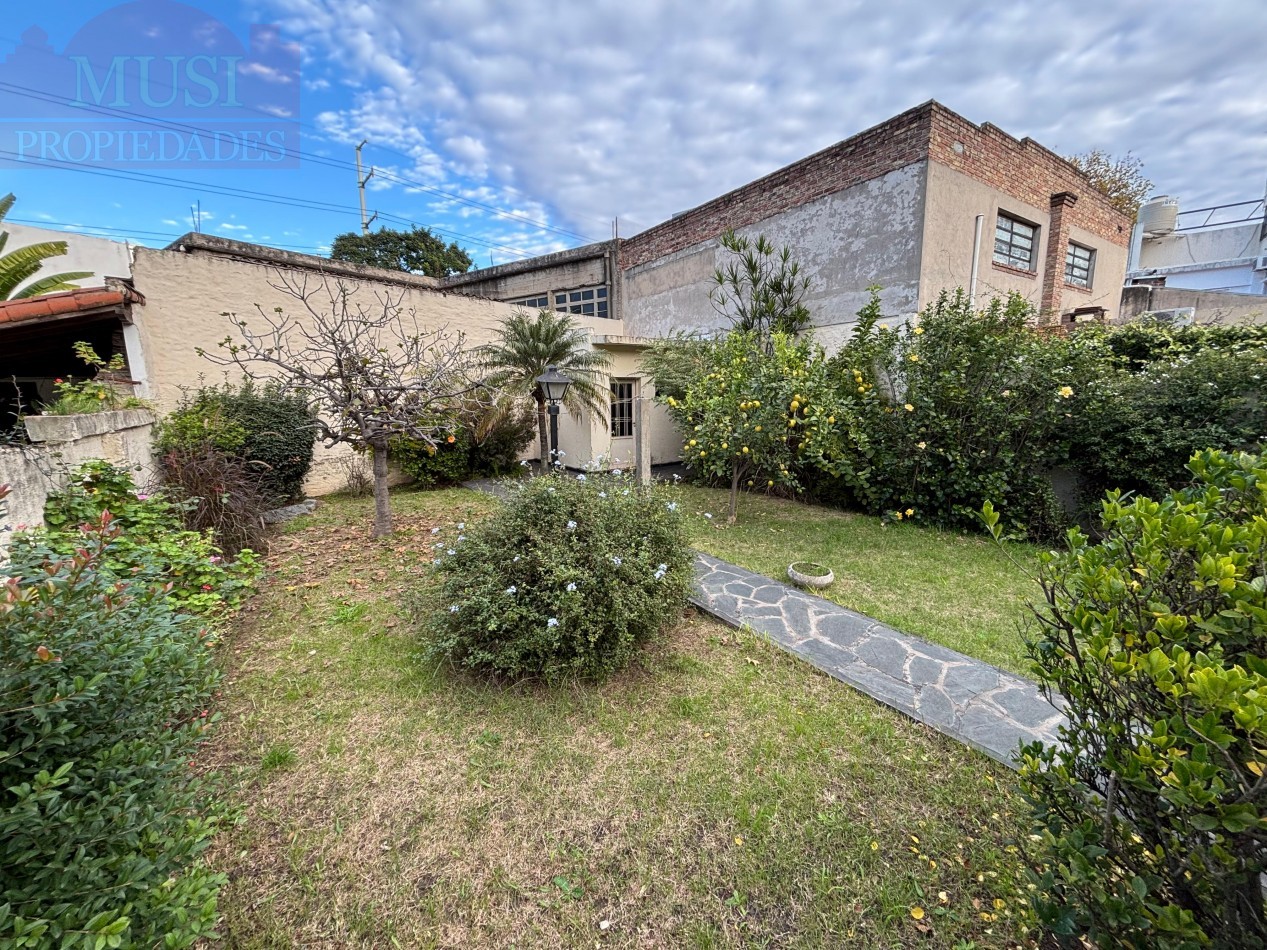 Casa 5 ambientes - Villa Ballester