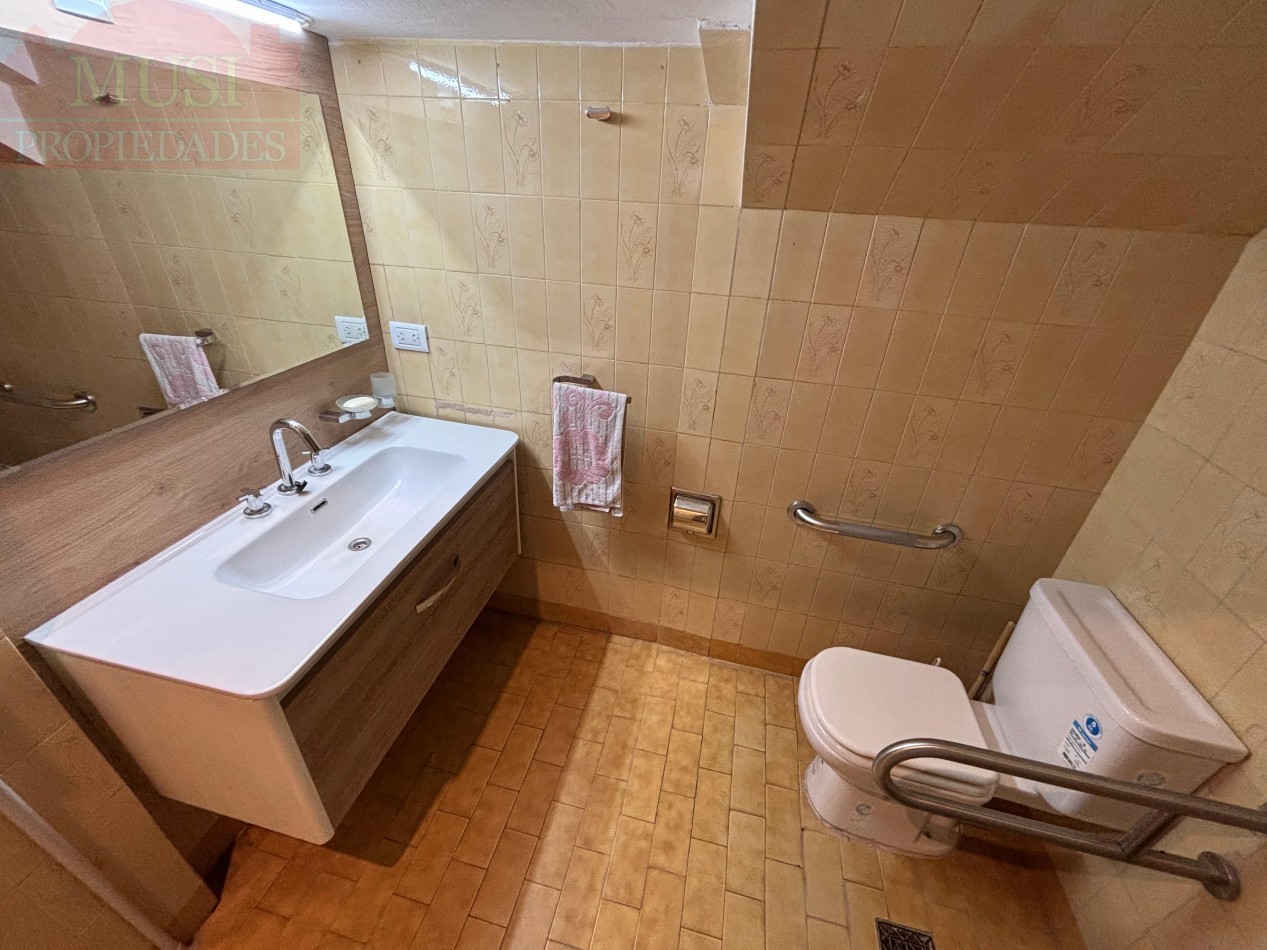 Casa 5 ambientes - Villa Ballester