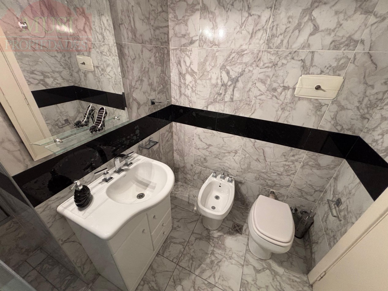 Casa 5 ambientes - Villa Ballester