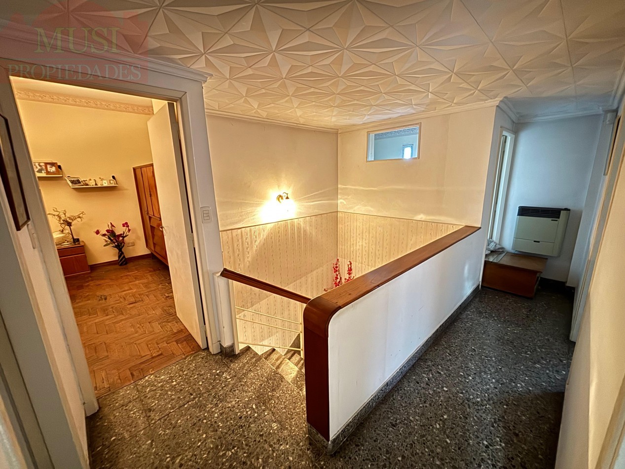 Casa 5 ambientes - Villa Ballester