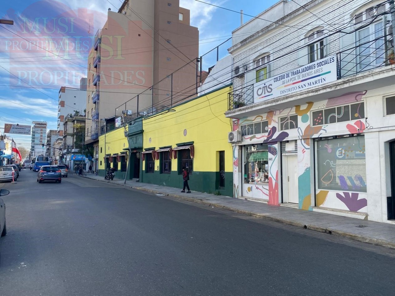 Excelente local en Venta. 