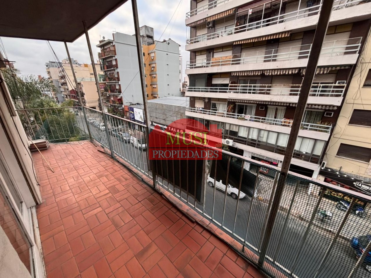 Depto de 4 amb. con cochera - San Martin centro