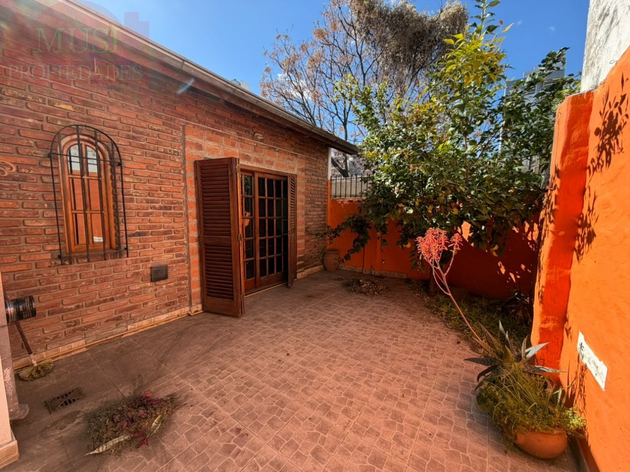 Hermoso PH de 4 ambientes a reciclar en venta - San Martin centro