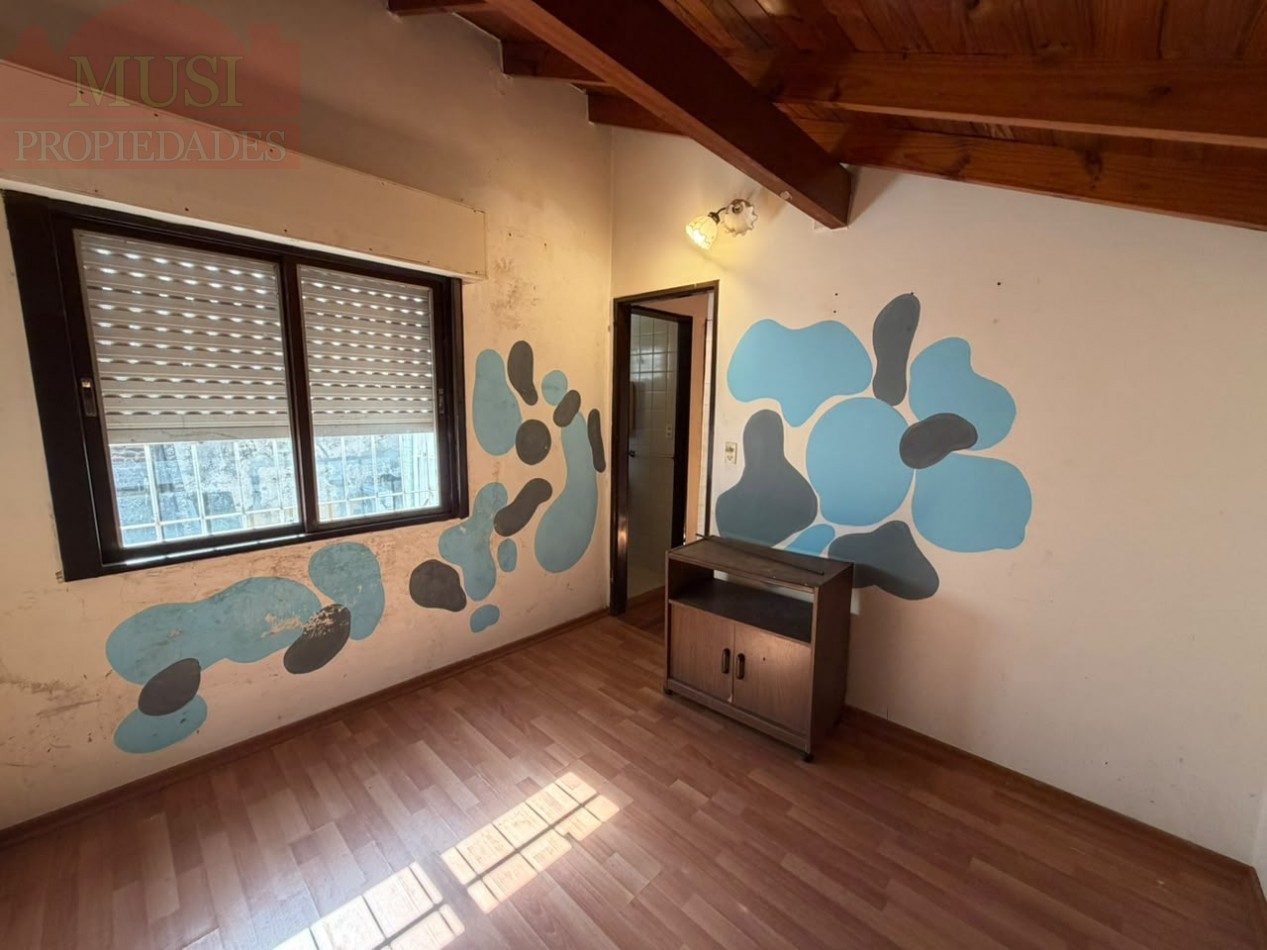 Hermoso PH de 4 ambientes a reciclar en venta - San Martin centro