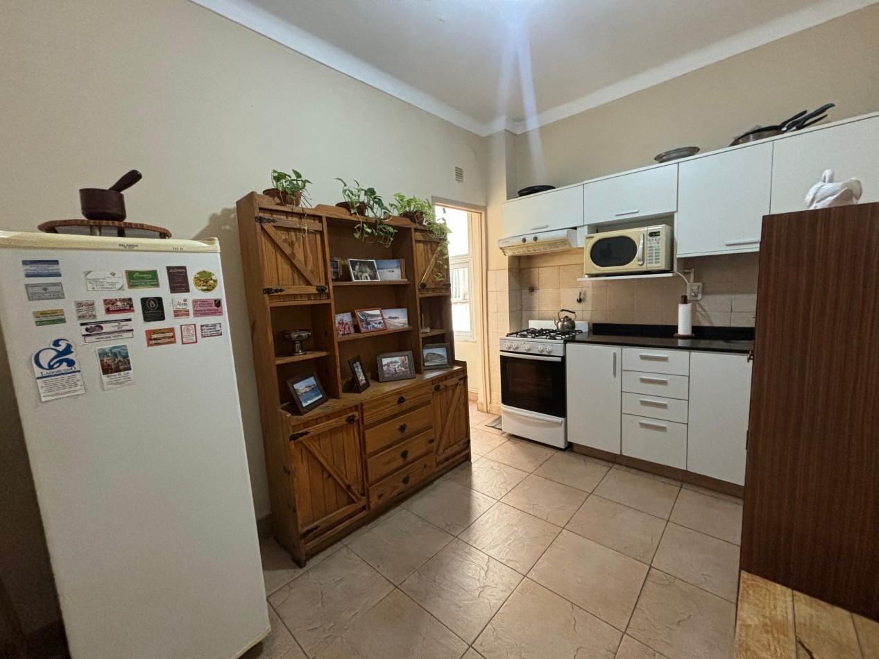 Excelente departamento semipiso de 3 ambientes - San Martin centro