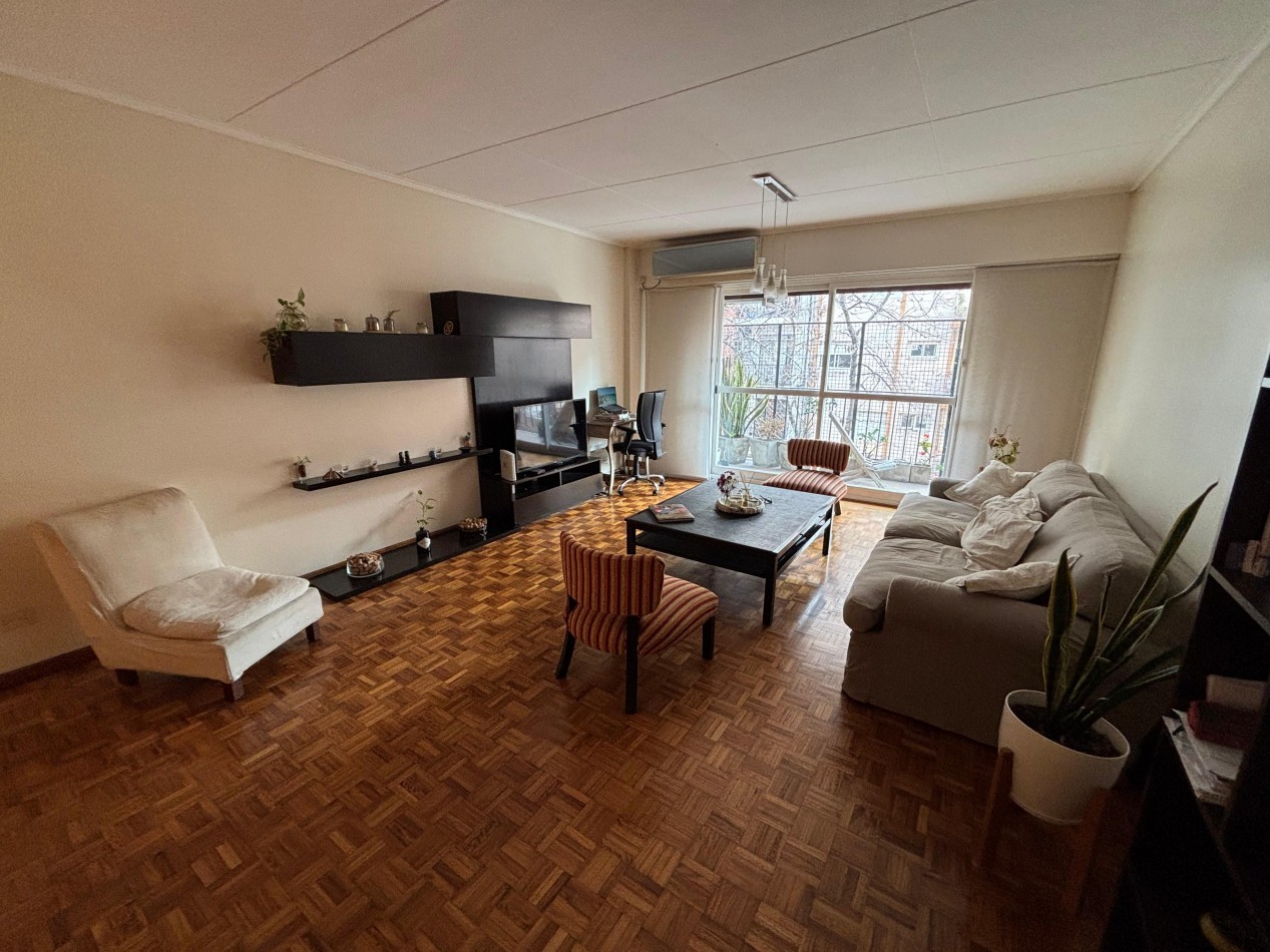 Departamento de 4 Ambientes en venta Dep. de Servicio y espacio guarda coche
