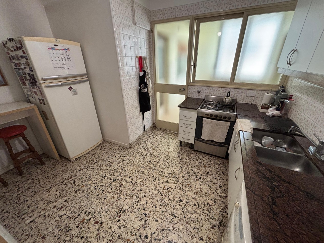Departamento de 4 Ambientes en venta Dep. de Servicio y espacio guarda coche