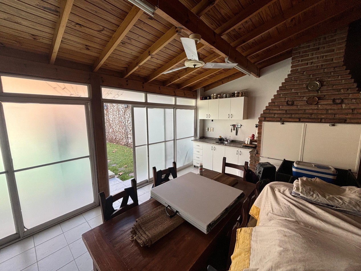Hermosa Casa De 4 Ambientes - San Andres