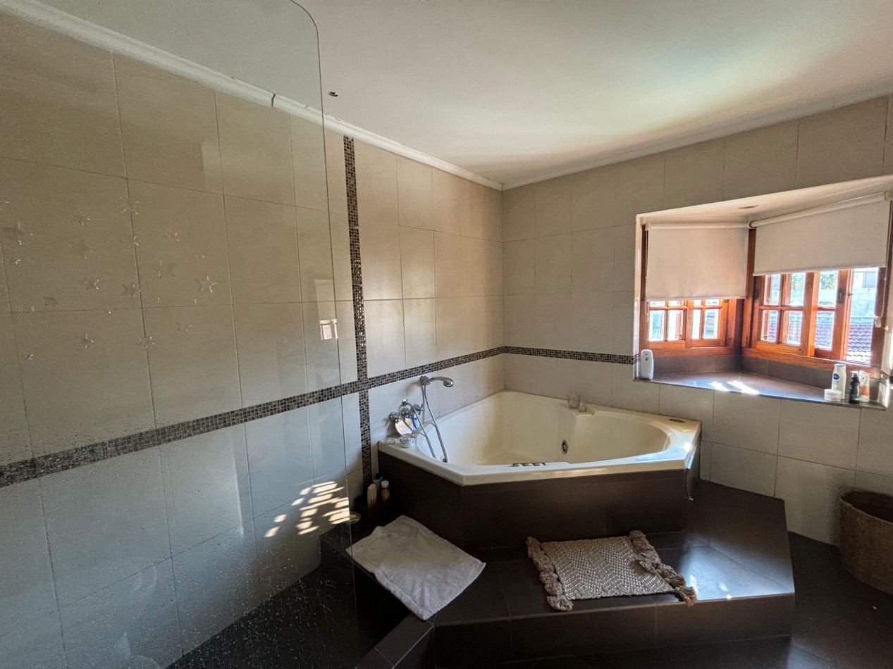 Hermosa Casa De 4 Ambientes - San Andres