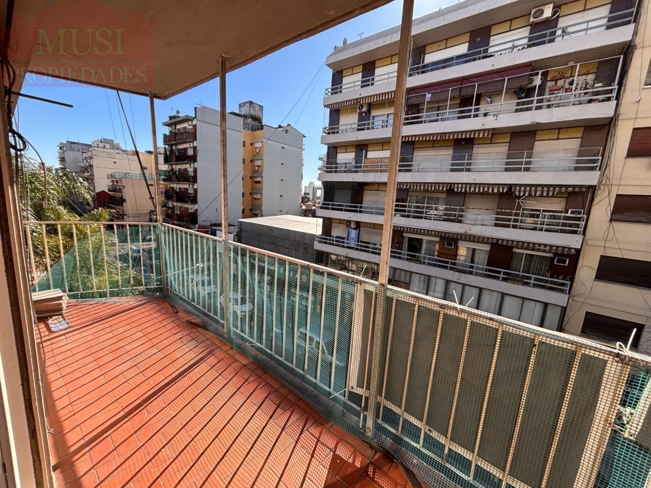 Depto de 4 amb. - San Martin Centro