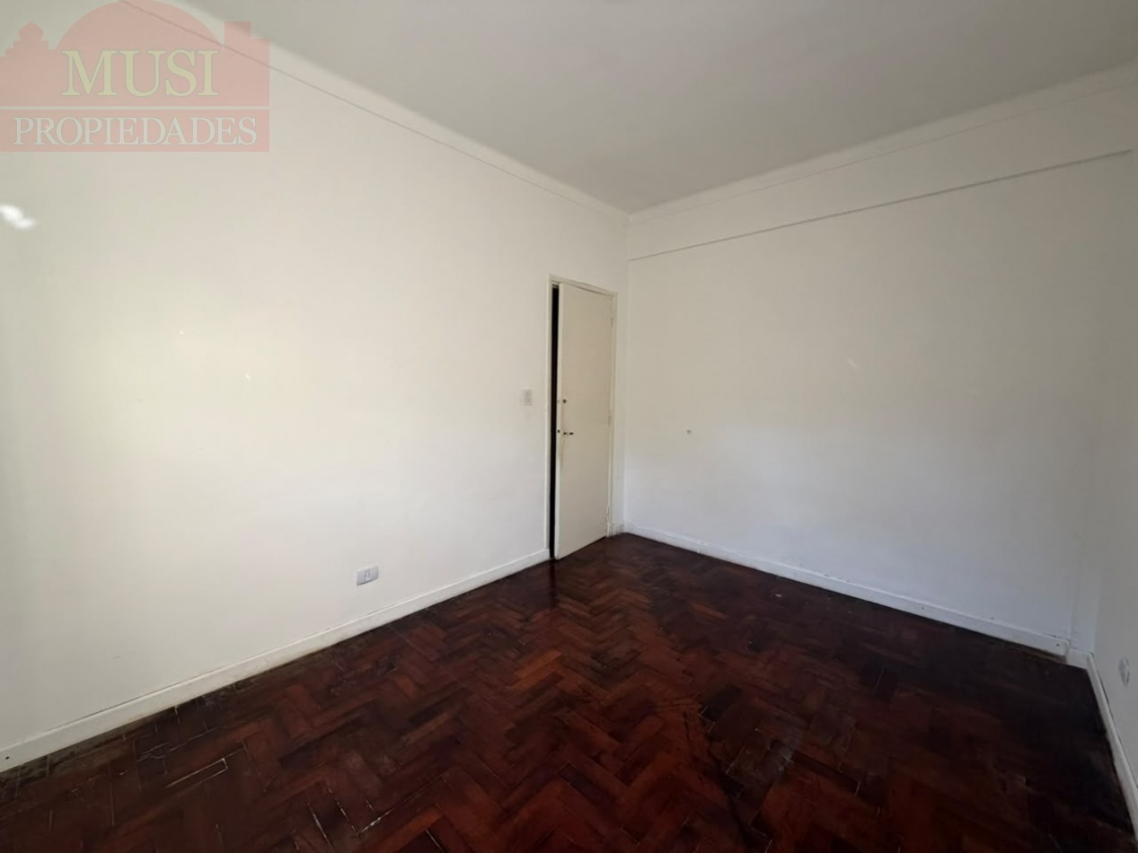 Departamento de 3 ambientes en Planta Baja en venta - San Martin
