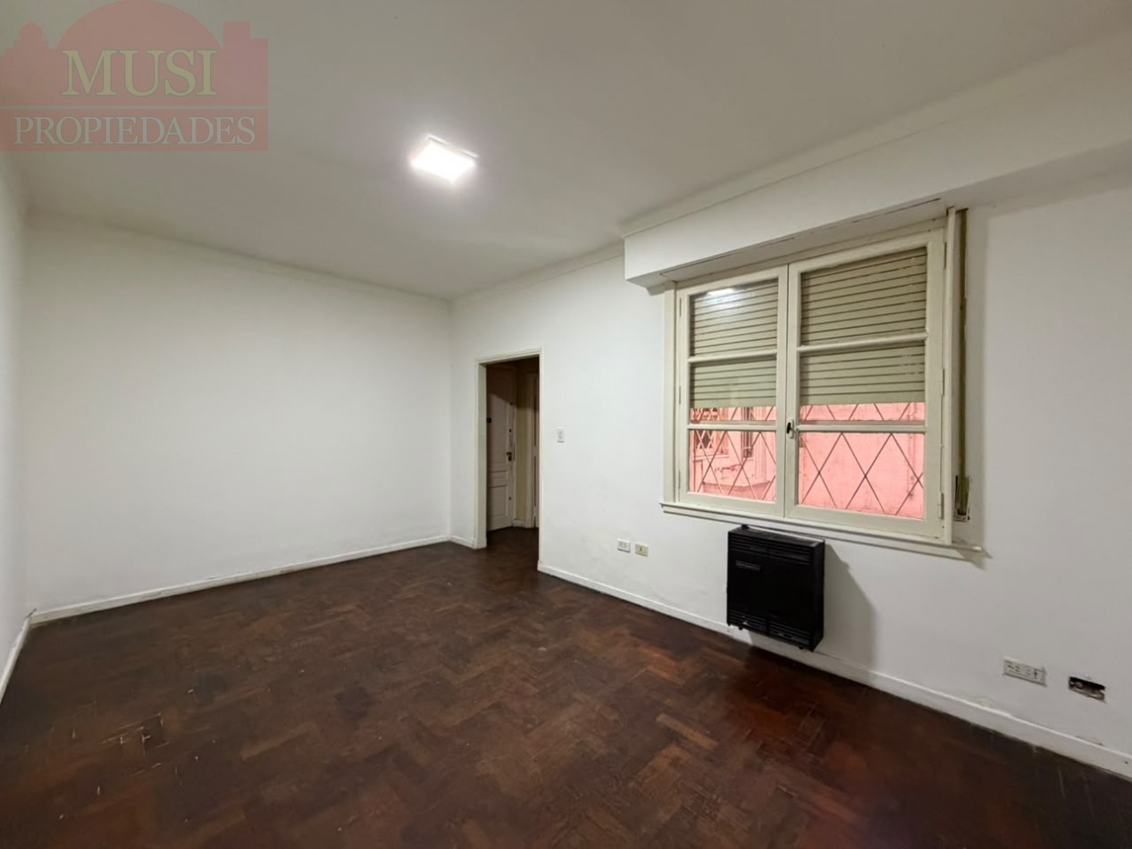 Departamento de 3 ambientes en Planta Baja en venta - San Martin