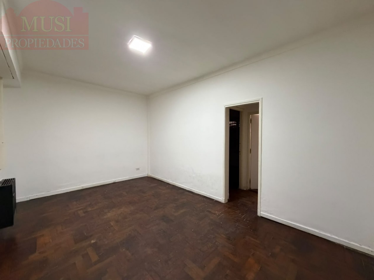 Departamento de 3 ambientes en Planta Baja en venta - San Martin