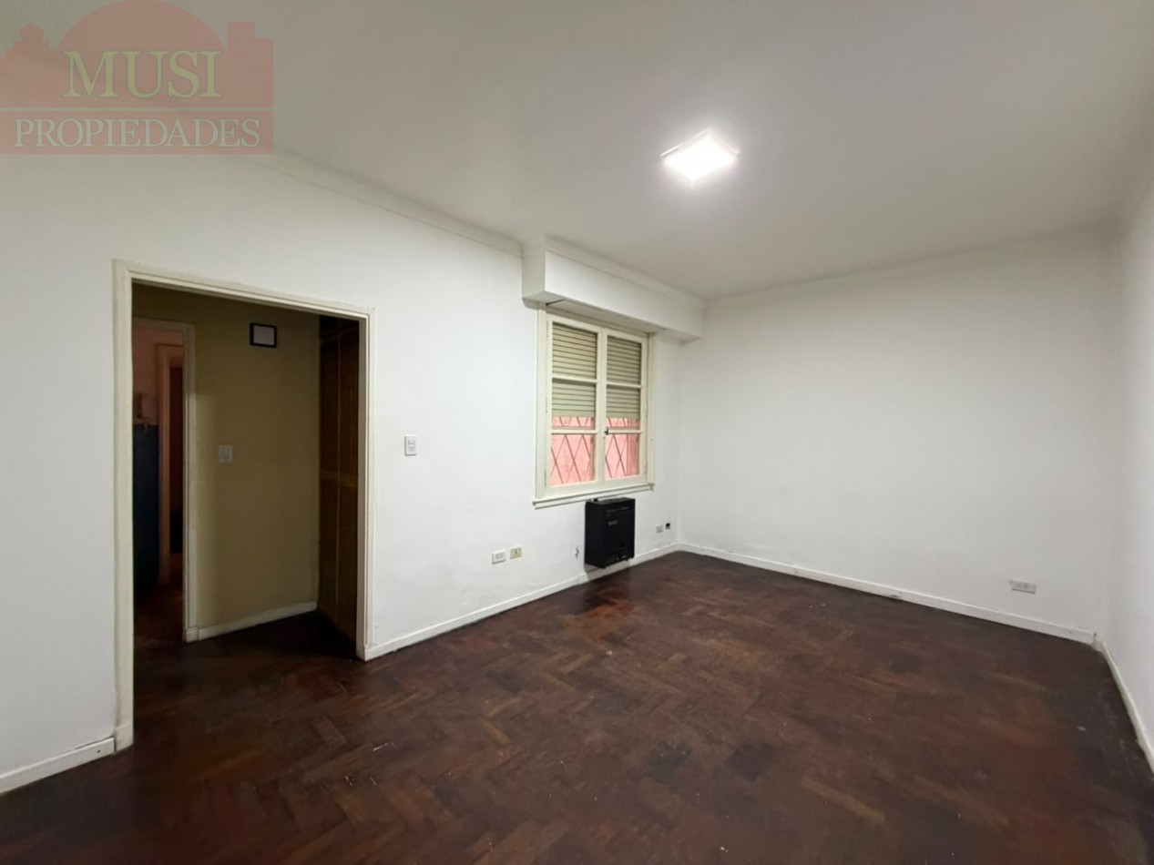 Departamento de 3 ambientes en Planta Baja en venta - San Martin