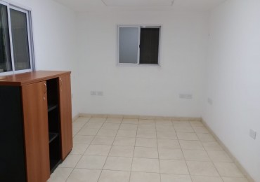 OFICINA / CONSULTORIO CENTRICO - Villa Ballester 