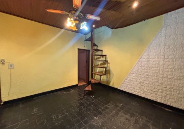 PH al fondo de 3 ambientes en venta - Villa Lynch