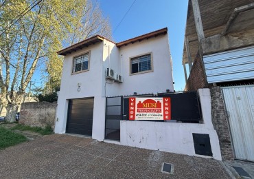 Hermosa casa de 4 ambientes en venta - Villa Lynch