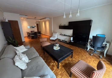 Departamento de 4 Ambientes en venta Dep. de Servicio y espacio guarda coche
